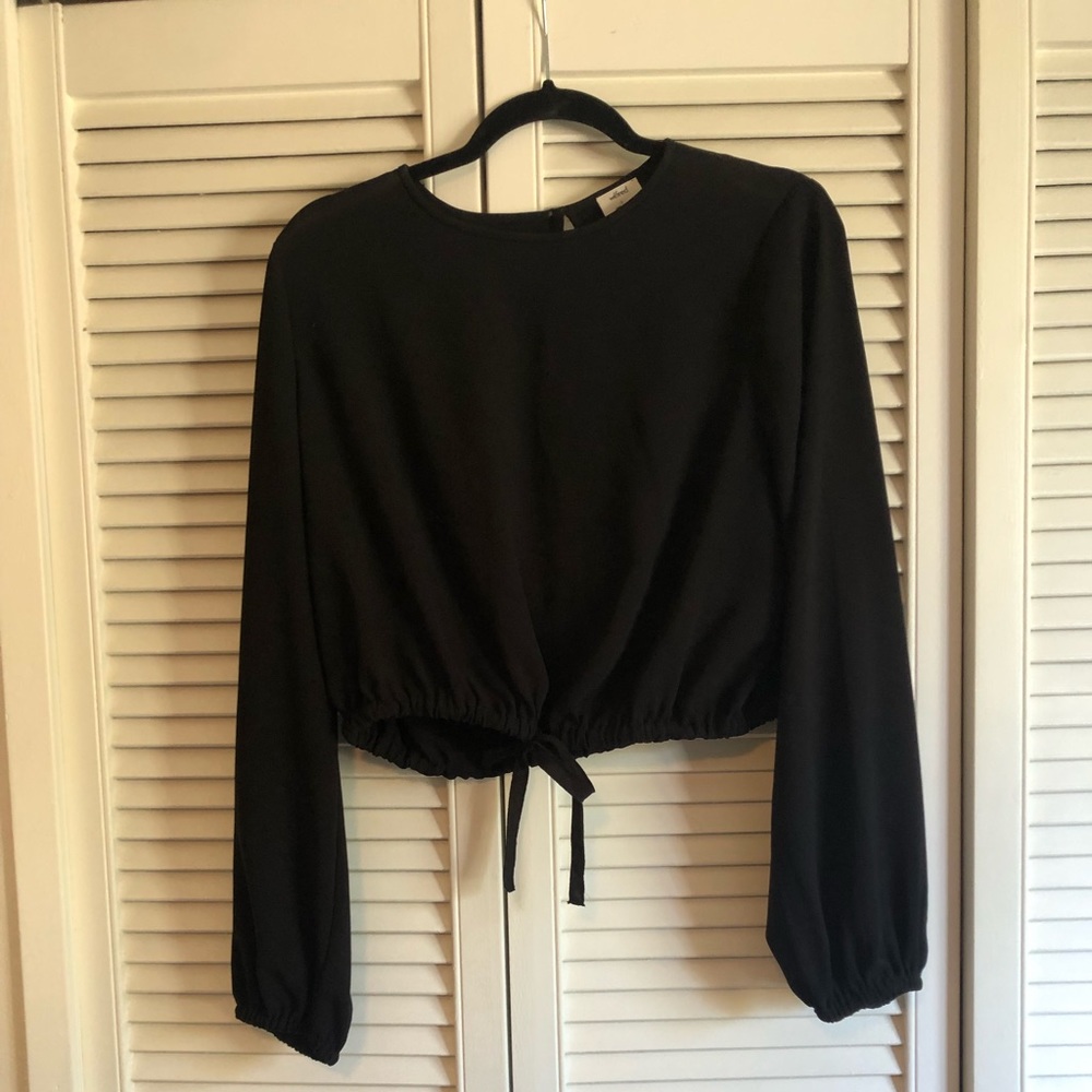 Wilfred black cropped blouse